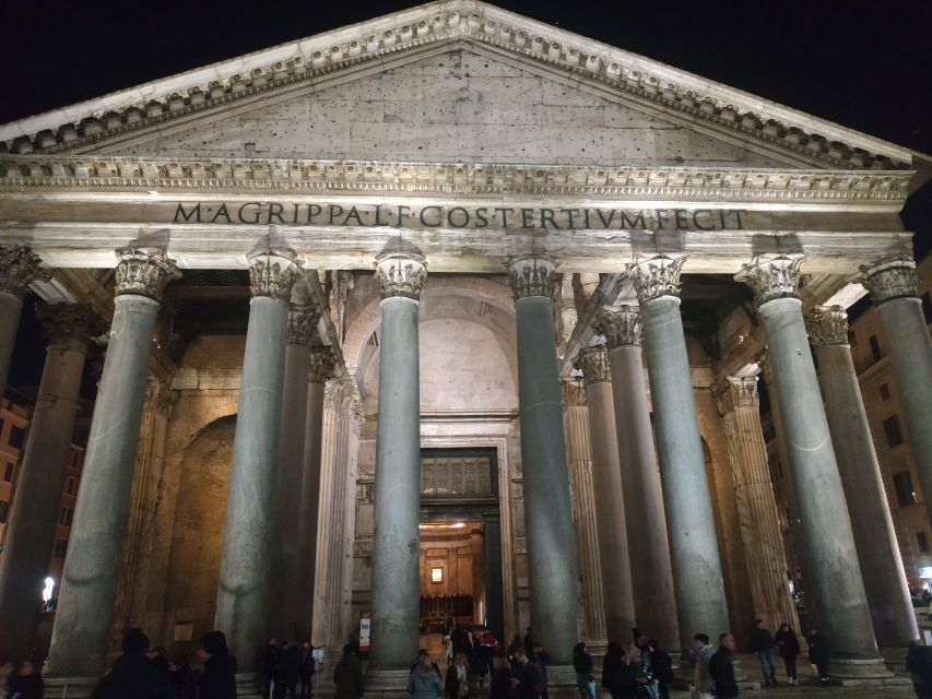 Rome: Spanish Steps, Trevi, Navona and Pantheon Sunset Tour - How much walking and crowding should you expect?