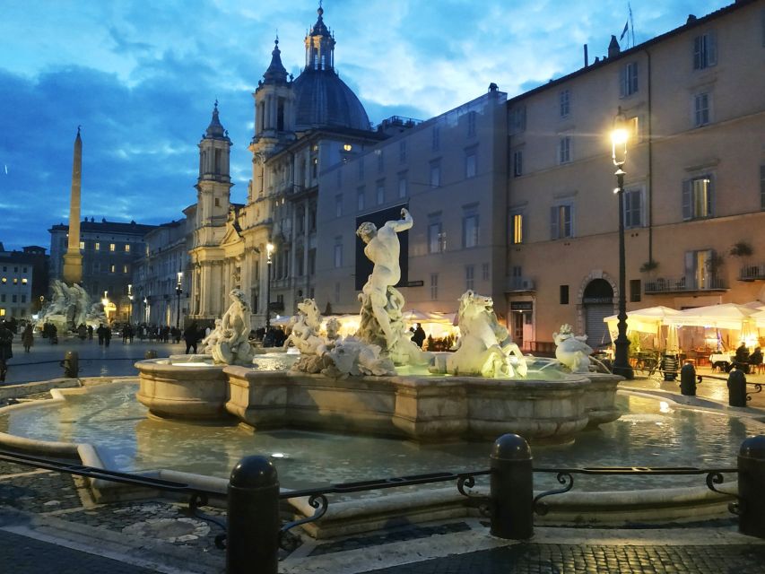Rome: Spanish Steps, Trevi, Navona and Pantheon Sunset Tour - Piazza Navona and Bernini’s theatrical fountains