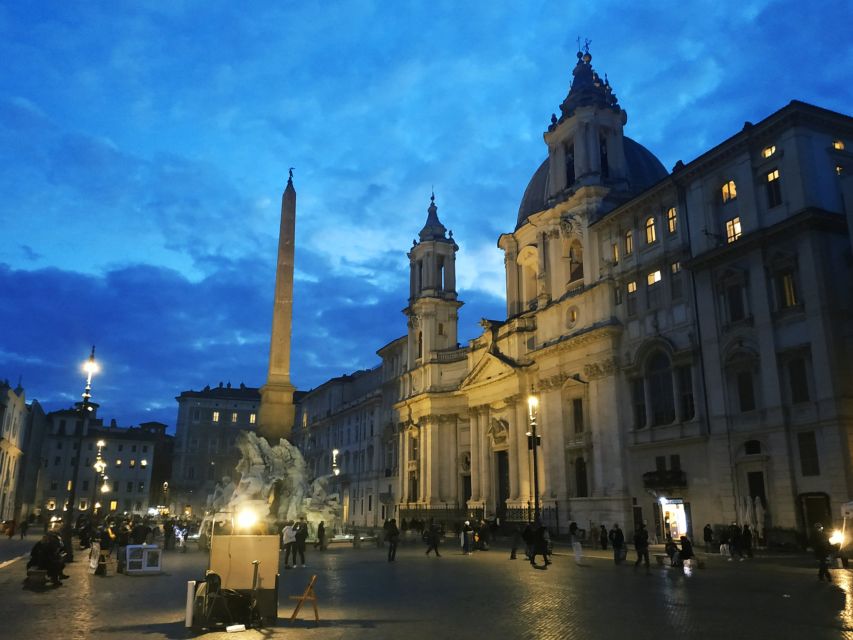 Rome: Spanish Steps, Trevi, Navona and Pantheon Sunset Tour - What the guides add to the experience