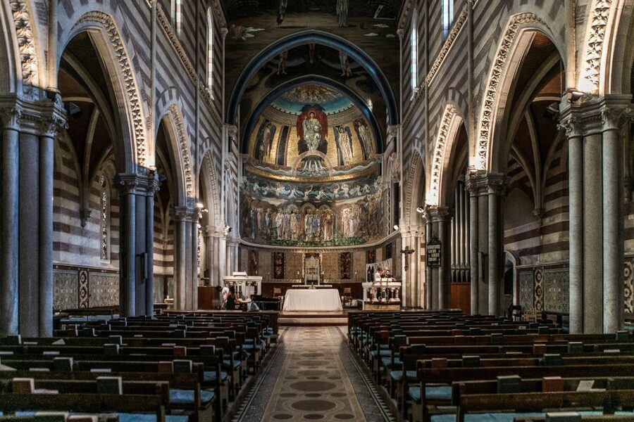 Rome: St. Paul's Within the Walls Church Opera Arias Ticket - St. Paul’s Within the Walls gives the evening its character