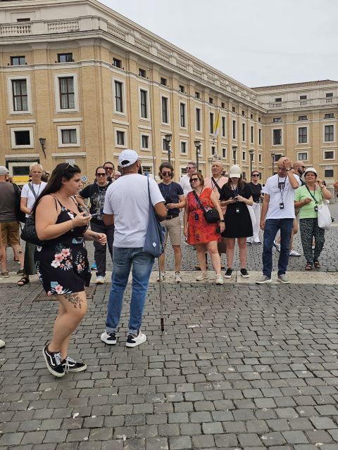Rome: St. Peter's Basilica and Papal Tombs Guided Tour - Meeting at Borgo Vittorio 38