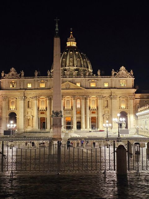 Rome: St. Peter's Basilica, Dome, and Vatican Grottoes Tour - What the guides add to the visit
