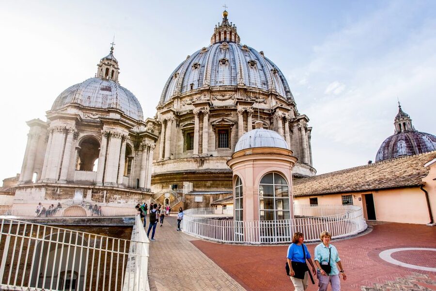 Rome: St. Peter's Basilica & Dome Entry Ticket & Audio Tour - Michelangelo’s Pietà and Bernini’s Baldacchino