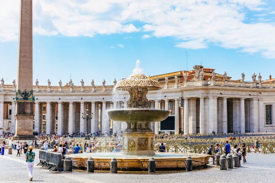 Rome: St. Peter's Basilica, Square and Grottoes Guided Tour - Dress, timing, and simple preparation