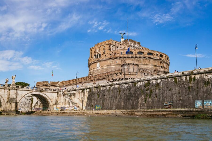 Rome: Tiber River Urban Rafting Tour with Roman Pizza - Ponte Garibaldi and the small rapids
