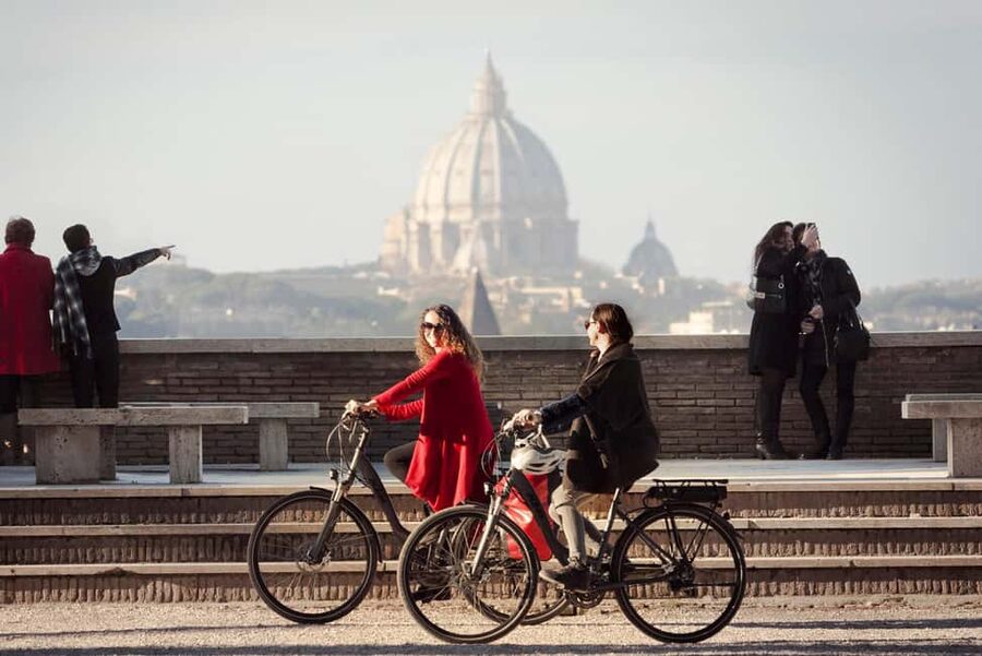 Rome: Top Highlights & Hidden Gems Tour by Cannondale E-Bike - Spanish Steps and Piazza del Popolo