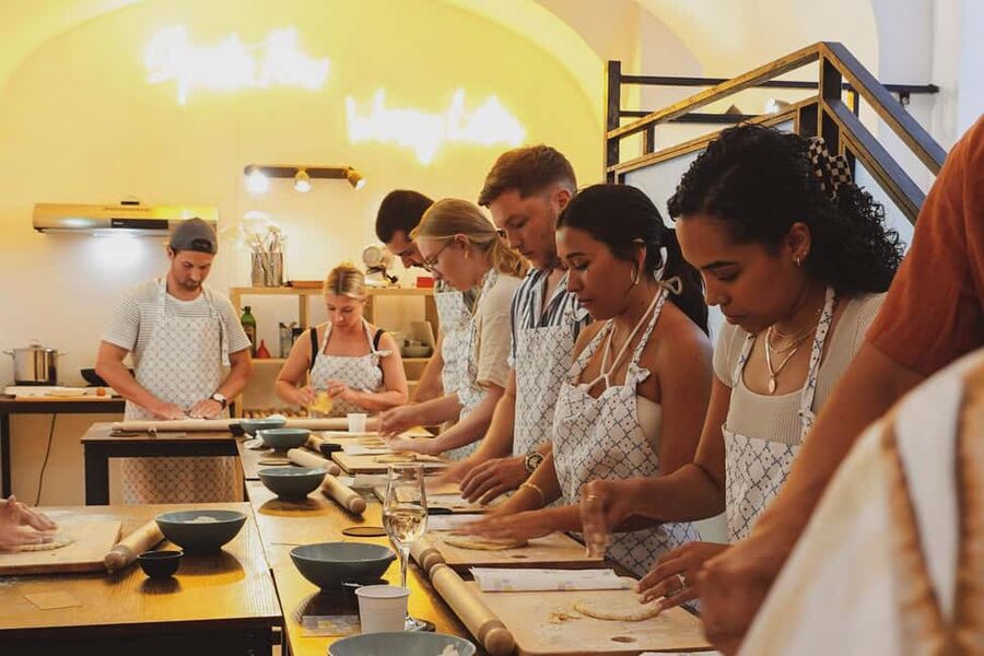 Rome: Traditional Pasta, Spritz & Tiramisu Cooking Class - Why this cooking class works well in Rome