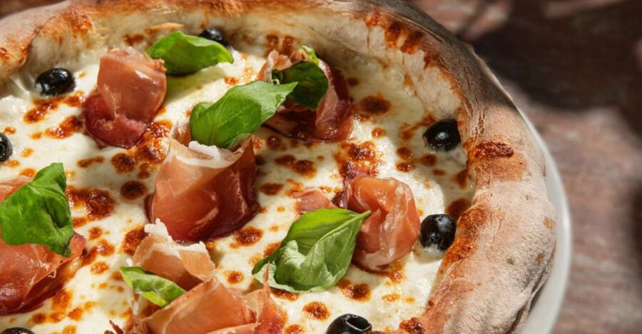 Rome: Traditional Pizza Cooking Class near Piazza Navona - What to know before you arrive