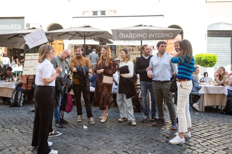Rome: Trastevere & Campo de Fiori Street Food Walking Tour - Santa Maria in Trastevere and the neighborhood’s local side