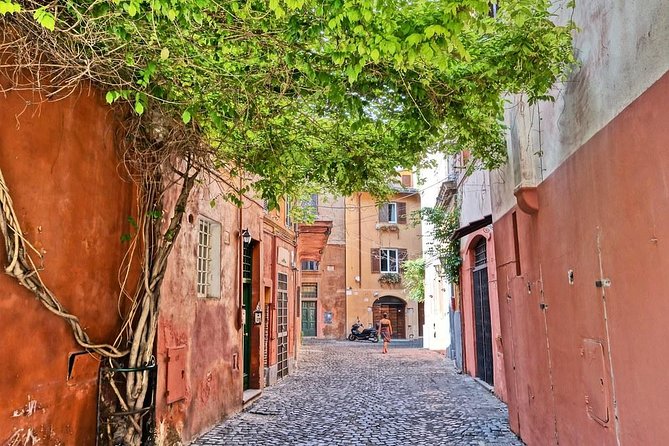 Rome: Trastevere Food tour with Free-Flowing Fine Wine - Roman pasta, pizza, and a steady stream of wine