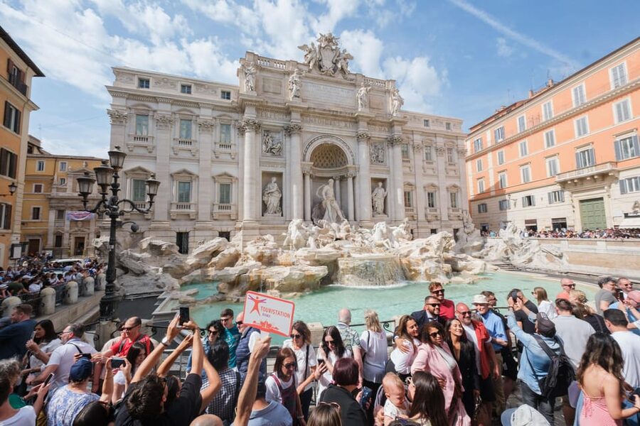 Rome: Trevi Fountain District Underground Domus Guided Tour - Following Rome’s ancient water system