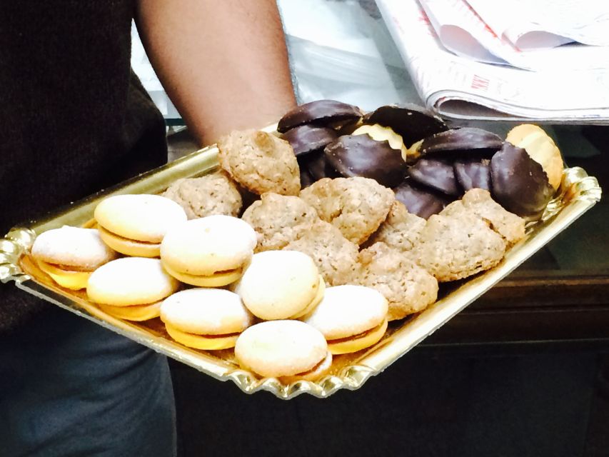 Rome: Twilight Trastevere Food Tour with Wine Tasting - Why this Trastevere food tour works as an evening in Rome