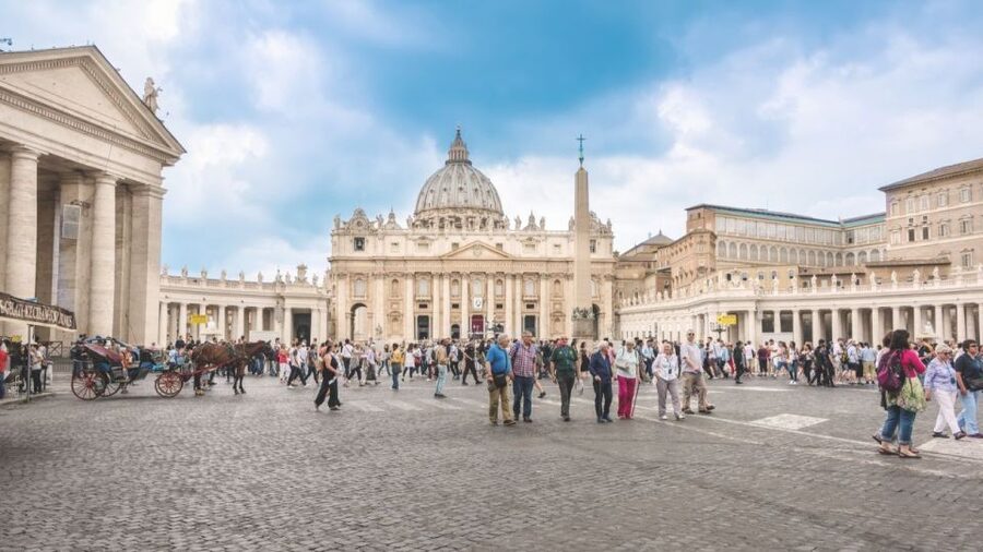 Rome: Vatican Museums and St. Peter’s Tour with Dome Climb - The Vatican Museums require a strong guide and a clear plan