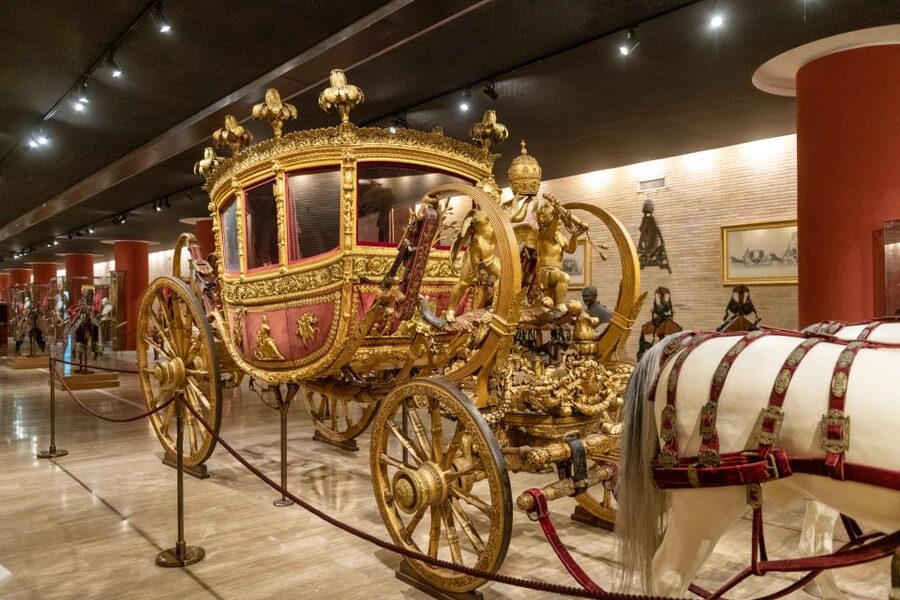 Rome: Vatican Museums, Sistine Chapel, and Basilica Tour - Guide quality can make or break the visit