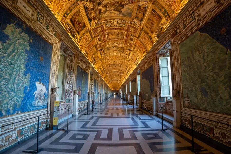 Rome: Vatican Museums, Sistine Chapel & Basilica Tour - St. Peter’s Basilica: choose the three-site route