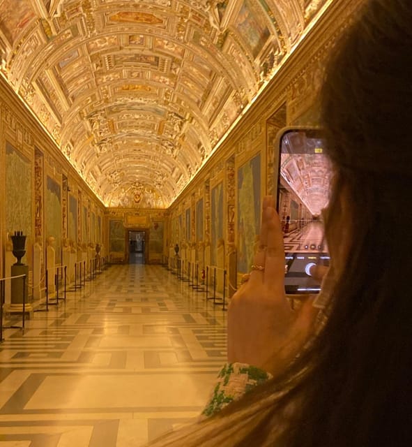 Rome: Vatican Museums & Sistine Chapel Skip-the-Line Tour - Raphael Rooms and Renaissance painting