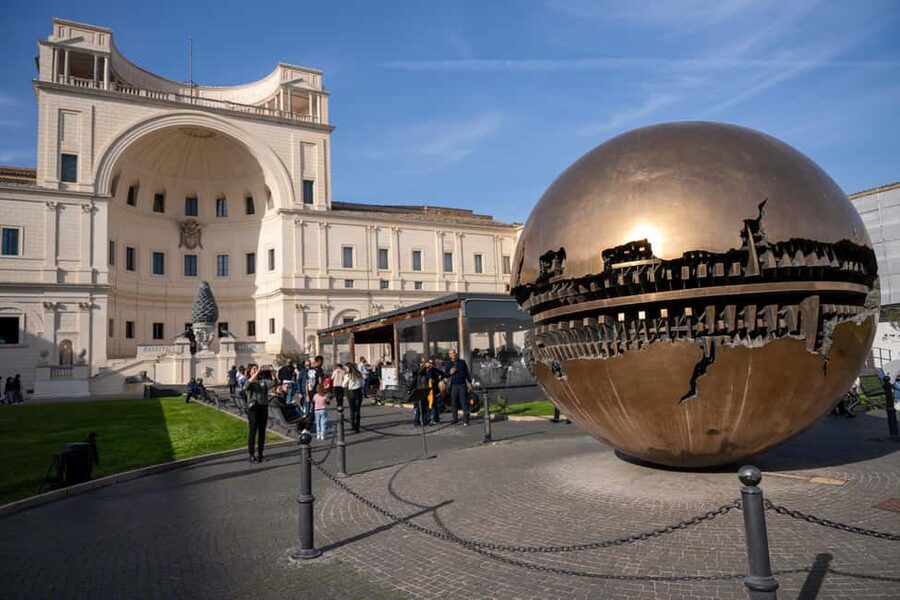 Rome: Vatican Museums & Sistine Chapel Tour with Fast Entry - Why fast entry matters at the Vatican