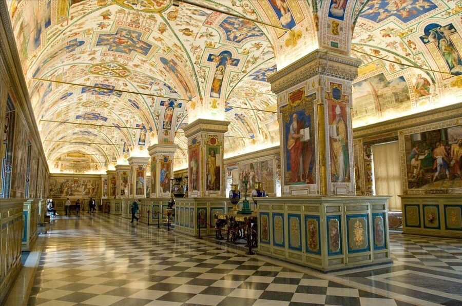 Rome: Vatican Museums Sistine Chapel with priority admission - Crowds, security, and the real pace of the visit