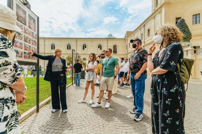 Rome: Vatican, Sistine Chapel and Basilica Guided Tour - What the strongest guide experience looks like