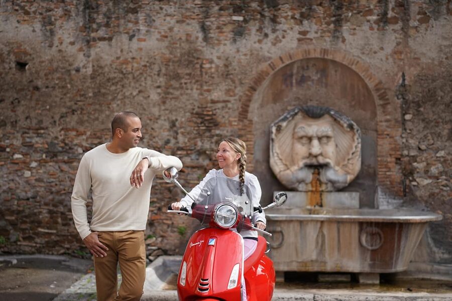 Rome Vespa Tour with Professional Photoshoot - The Colosseum: Rome’s dramatic opening scene