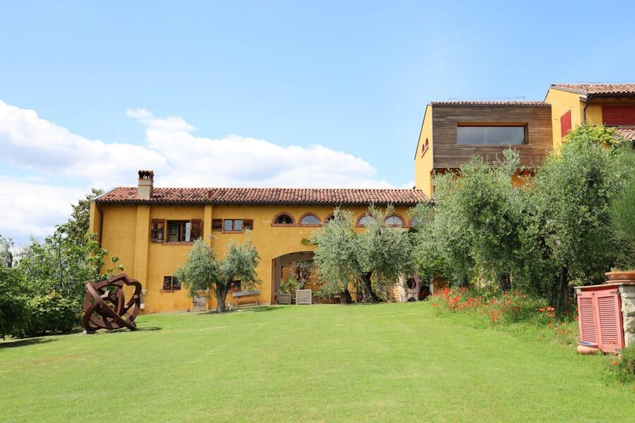 San Felice: Olive Oil Tasting with local food on Garda Hills - What you taste, from bread to local fish