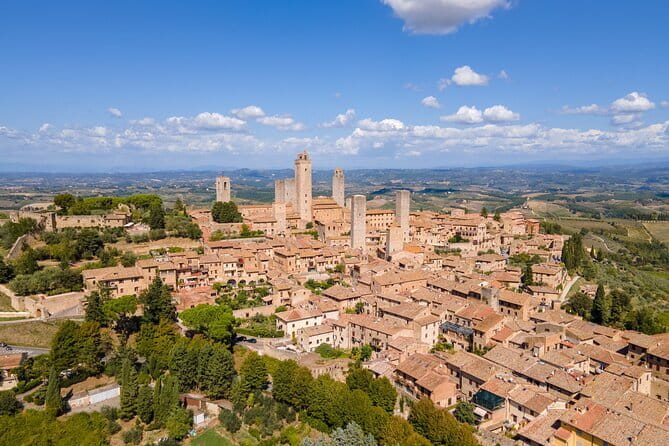 San Gimignano, Siena, Monteriggioni, Chianti Day Trip with Lunch & Wine Tasting - Why this Tuscan day trip works