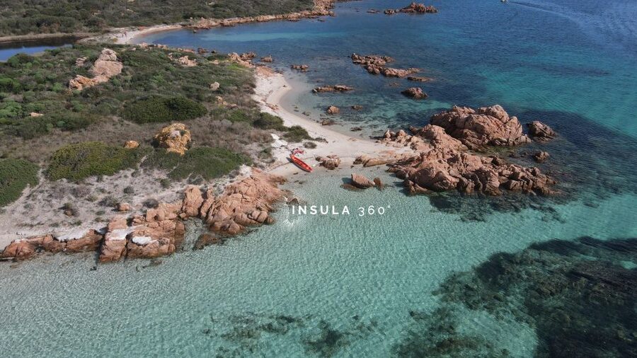 San Teodoro: Tavolara and Molara Islands Dinghy Excursion - Fabio’s guiding style and the group atmosphere