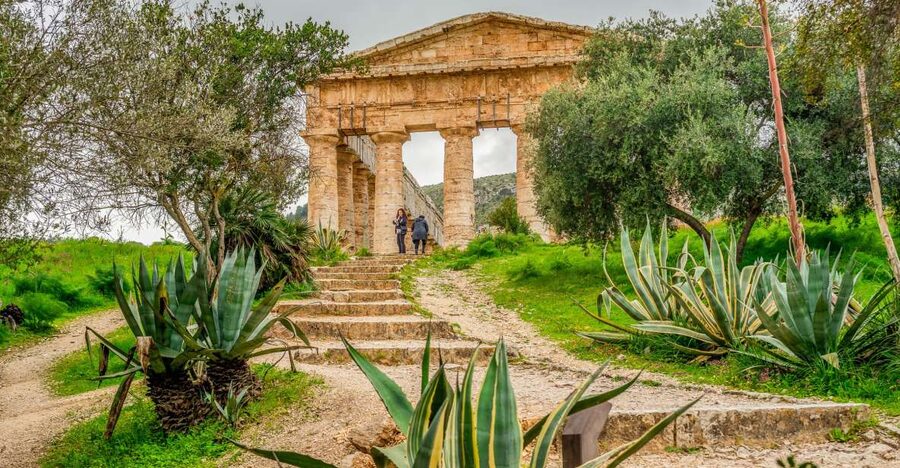 Segesta, Erice and Salt Pans Full-Day Excursion from Palermo - Erice: the reward at the top of the mountain