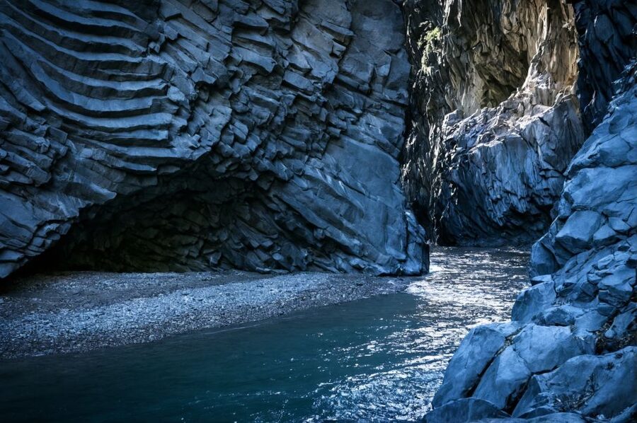 Sicily: Etna and Alcantara Gorges Full-Day Tour with Lunch - Pickup, transport, and the small-group feel