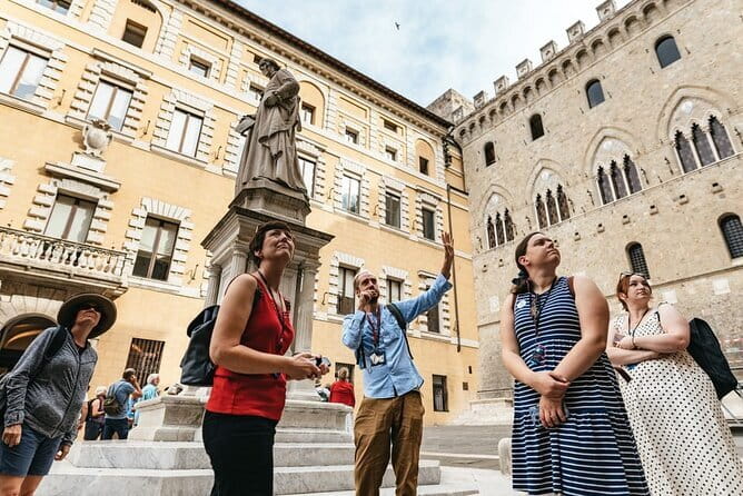 Siena and San Gimignano: Small-Group Tour with Lunch from Florence - Why this day works well from Florence