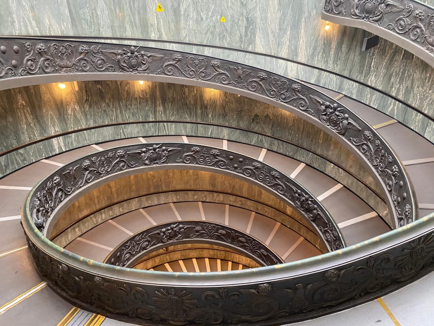 Sistine Chapel and Vatican Museums Skip-the-line Ticket - The Raphael Rooms and High Renaissance painting