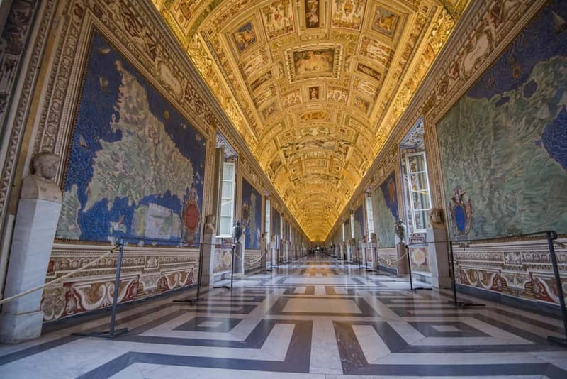 Sistine Chapel and Vatican Museums Small Group Tour - Meeting your guide at Piazza della Città Leonina
