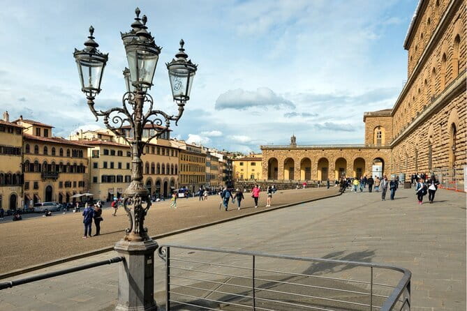 Skip the Line: Accademia Gallery Priority Entry Ticket with eBook - How the priority entrance compares with the regular queue