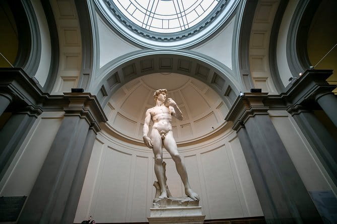 Skip-the-Line Florence Highlights and David Walking Tour - A taste of Oltrarno