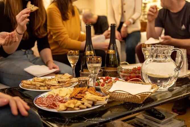 Small group Pasta and Tiramisu class in Como - Why a Como home kitchen changes the experience
