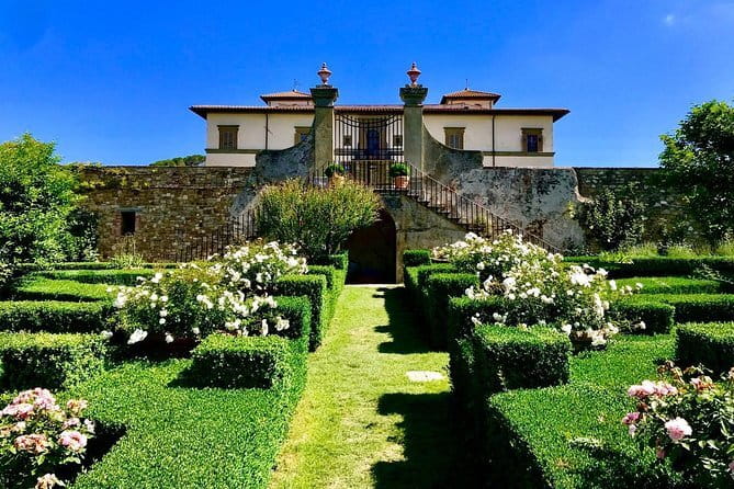 SMALL-GROUP Wine Safaris: Tuscan Wine Tasting Tours from Florence - Why this wine safari works from Florence