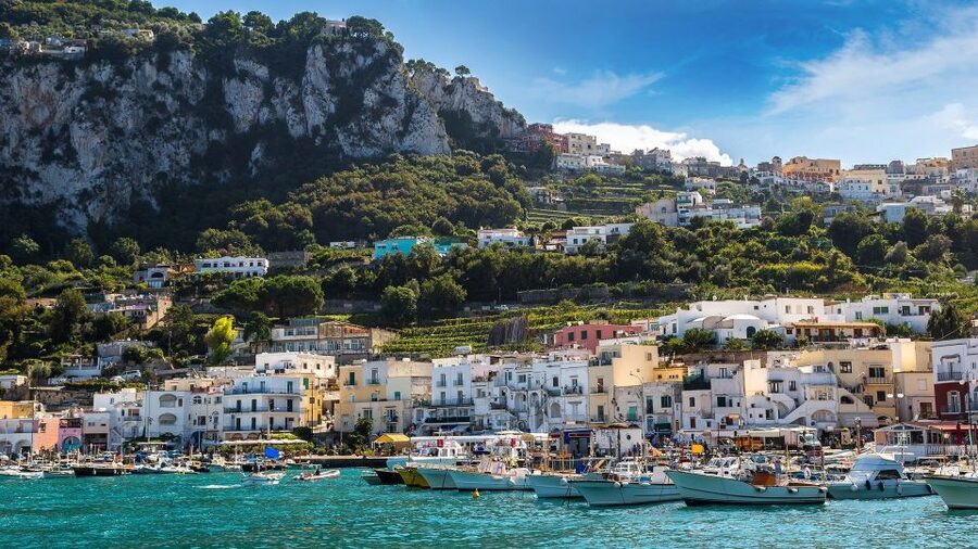 Sorrento: Capri and Blue Grotto Boat Cruise with Drinks - Snacks, drinks, and the small-group feel