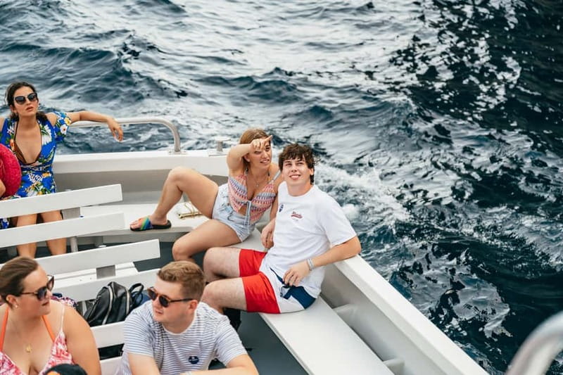 Sorrento: Coast and Capri Boat Trip with Limoncello Tasting - Guides, languages, and organization