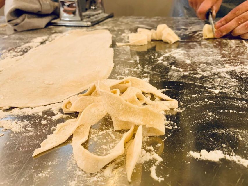 Sorrento: Pasta and Tiramisu Cooking Class with Wine - Making the dough and choosing the pasta