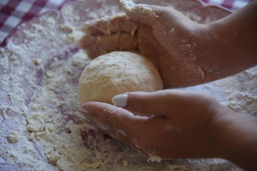 Sorrento: Pizza Lesson, Wine, and Limoncello at a Local Farm - How the three-hour schedule works