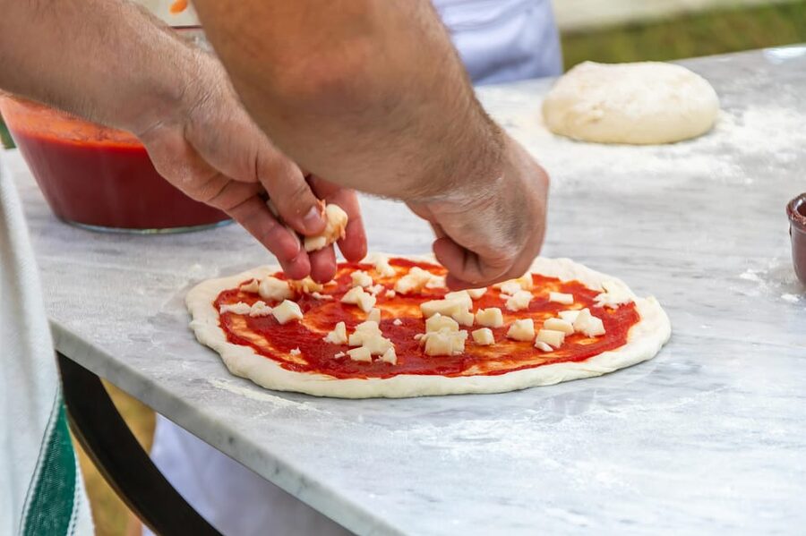 SORRENTO: Pizza School Mastering Neapolitan Delights - Sitting down with wine, pizza, and limoncello