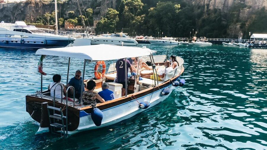 Sorrento: Sightseeing Cruise with Limoncello Tasting - The boat ride along Sorrento’s cliffs