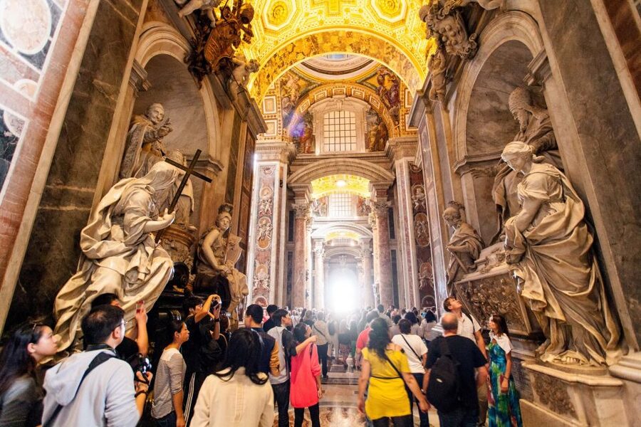 St Peter's Basilica Express Guided Tour with Dome Climb - Who should book this experience?