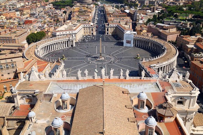 St. Peter’s Basilica Priority Access Tour with Dome & Crypt - St. Peter’s Square before the crowds arrive