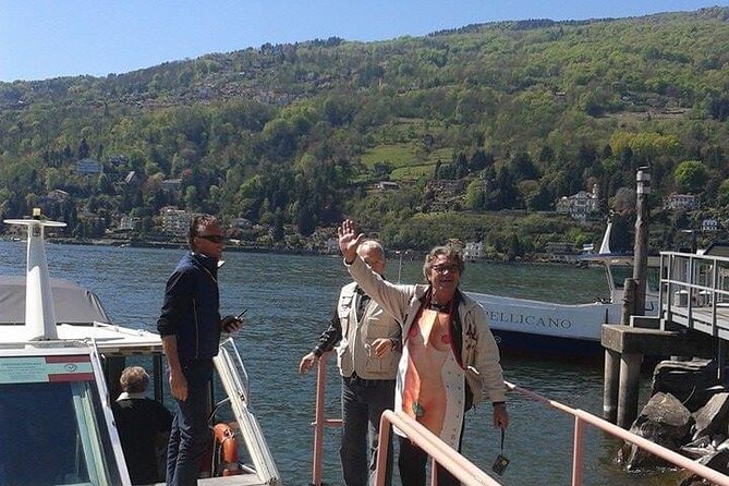 Stresa: 1-Day 3 Borromean Islands Hop-On Hop-Off Boat Tour - Starting at Piazza Marconi in Stresa
