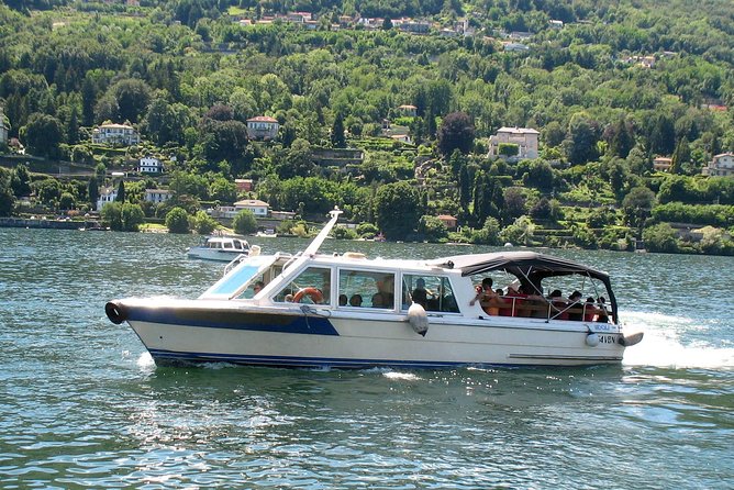Stresa: 1-Day 3 Borromean Islands Hop-On Hop-Off Boat Tour - What the $18.07 price really covers
