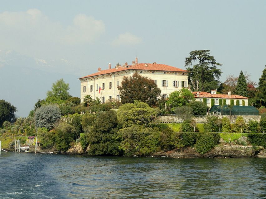 Stresa: 3 Borromean Islands Boat Tour - Isola Pescatori, the island for lunch and local character
