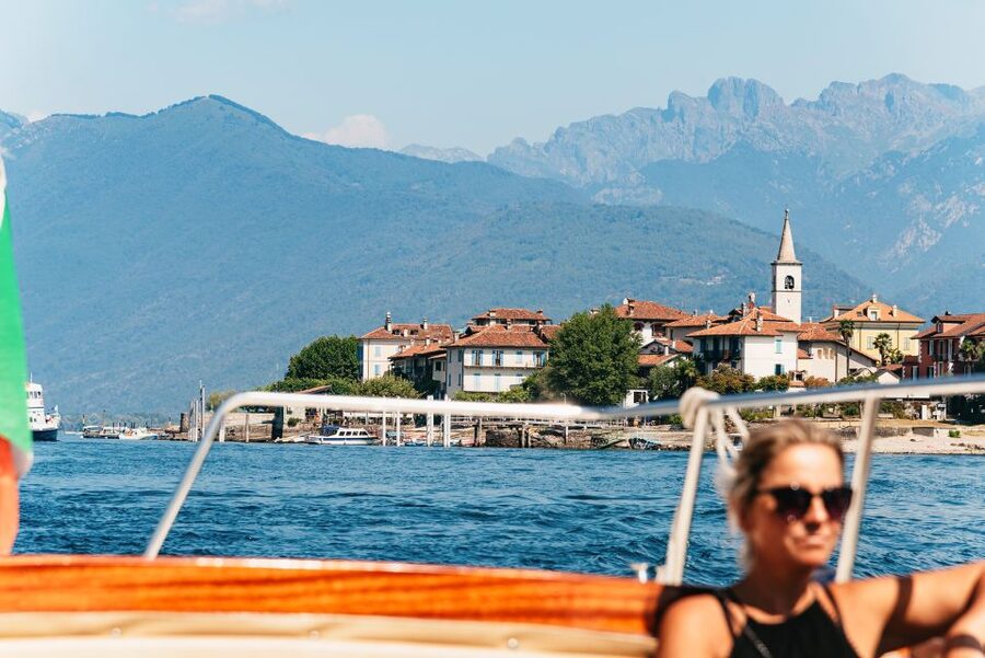 Stresa: 3 Borromean Islands Hop-On Hop-Off Boat Tour - Three islands, three very different stops