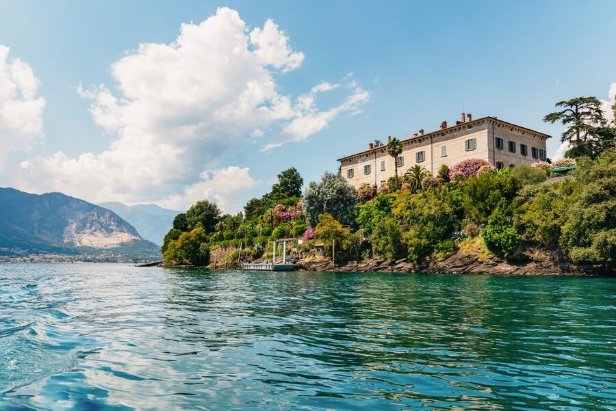 Stresa: 3 Borromean Islands Hop-On Hop-Off Boat Tour - A realistic one-day plan from Stresa