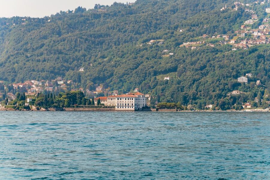 Stresa: 3 Borromean Islands Hop-On Hop-Off Boat Tour - The real cost of the outing